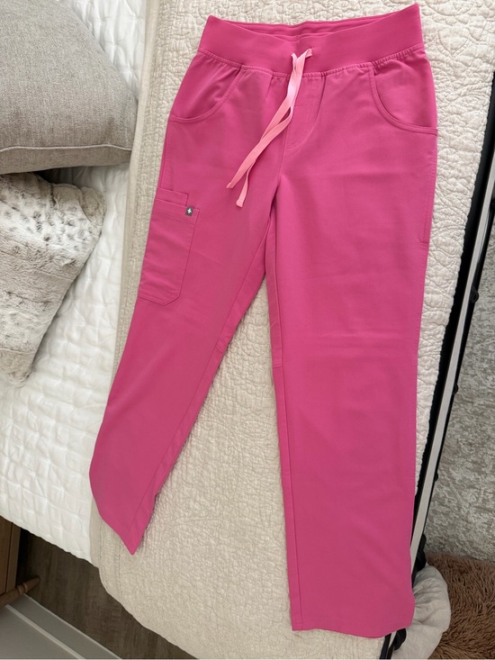 Figs Pants - F*ing Pink - Kade Cargo XSP